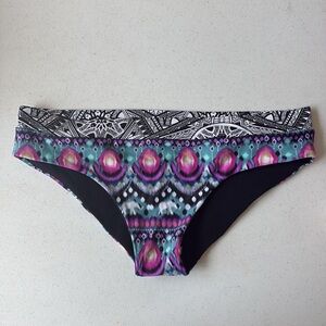 Malai Bikini Bottom Large NWOT